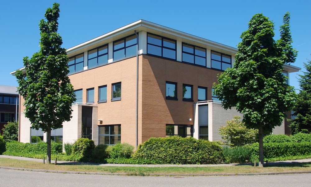 Pand van DFO Zalencentrum aan De Wel 14-16 in Hoevelaken